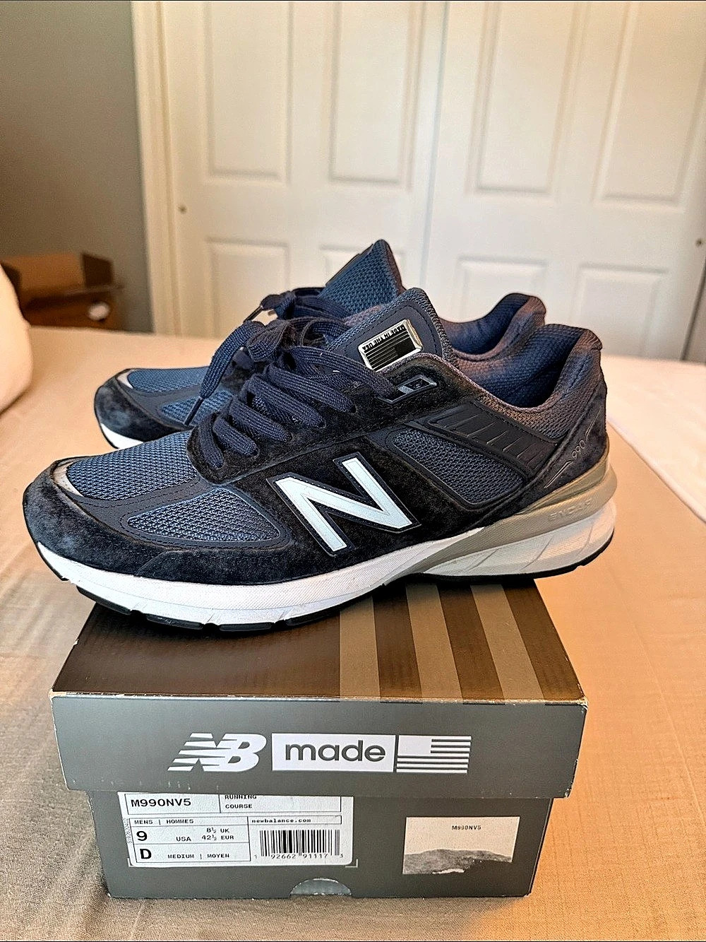 New Balance 990v5 Men's Black & White US 9 D